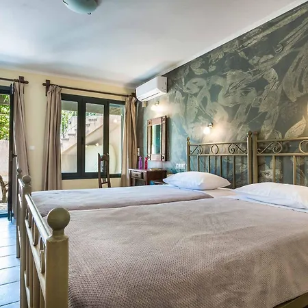 Villa Dionysus